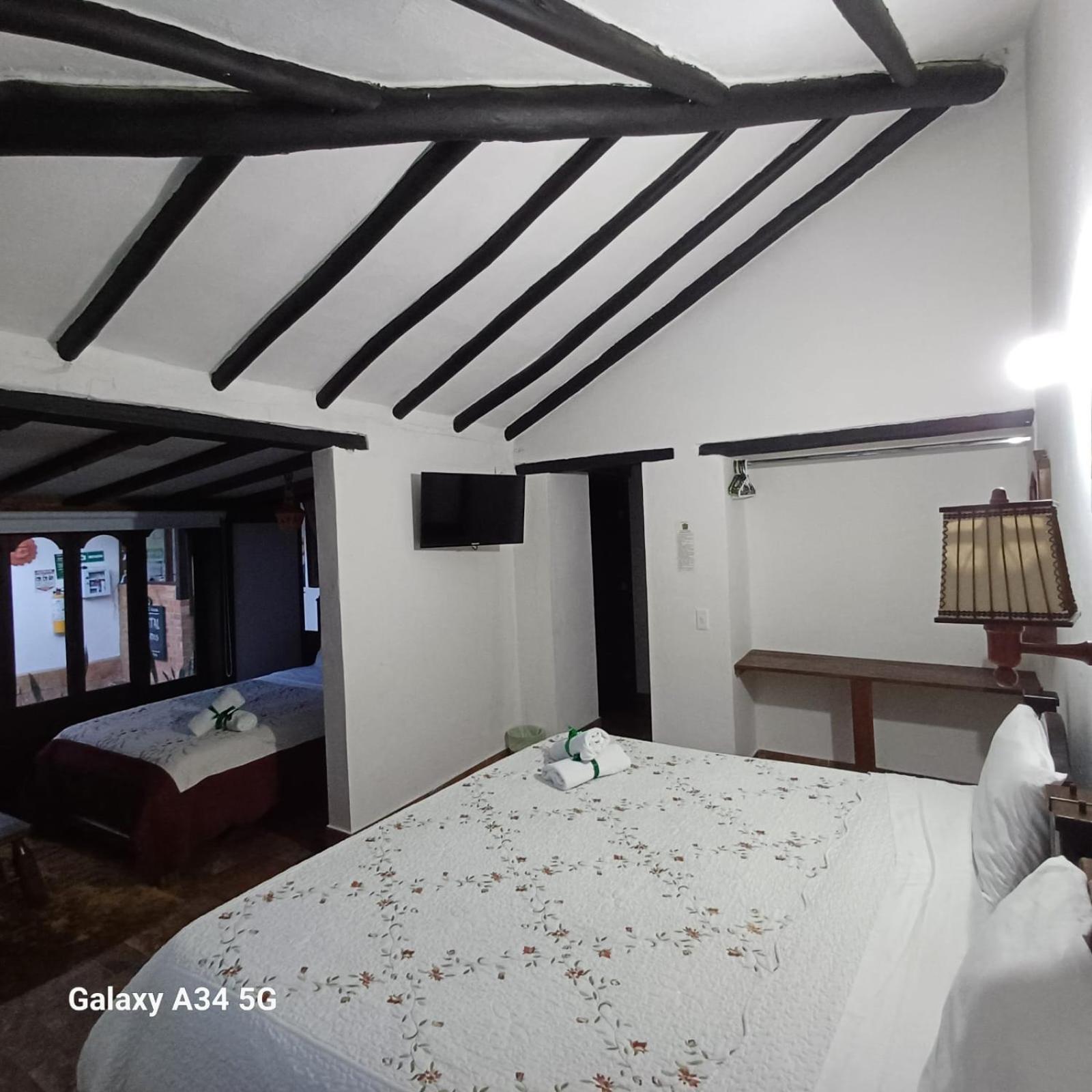 Hostal Rana Вілья-де-Лейва Екстер'єр фото